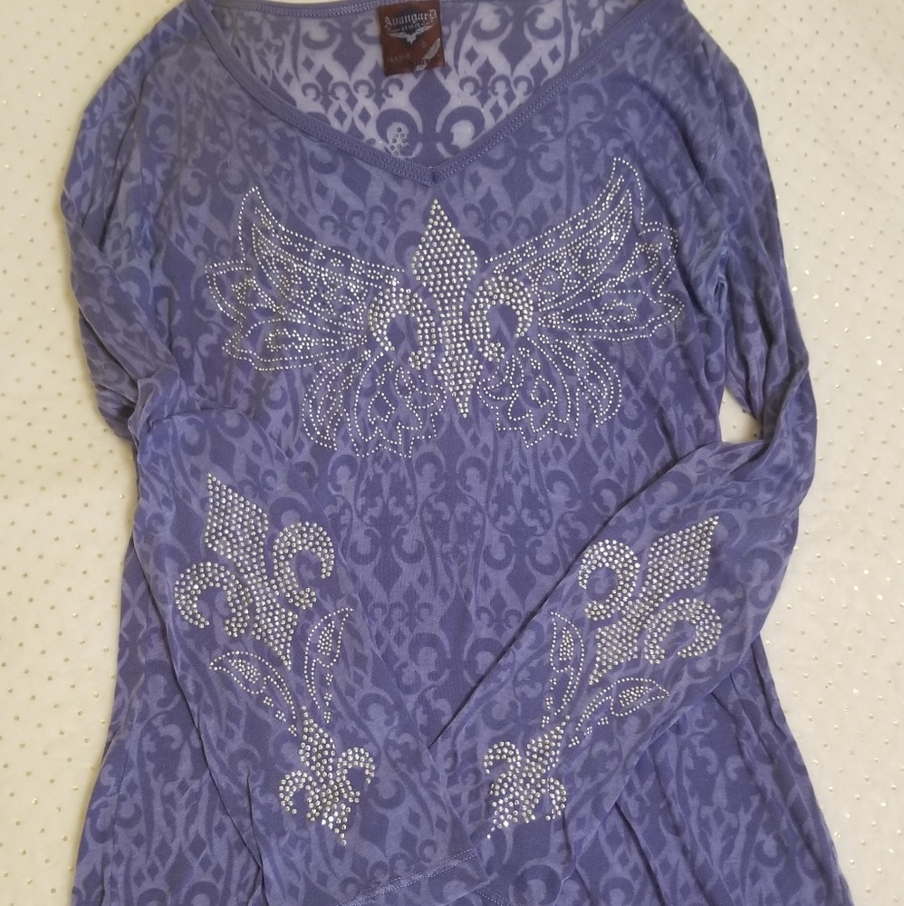 Auangar D Fleur De Lis by Phillip Laurent